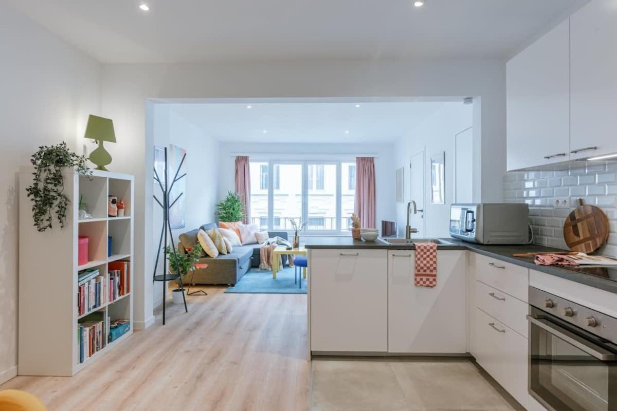 Colorful Pop Apartment In The Heart Of Antwerpen Ngoại thất bức ảnh