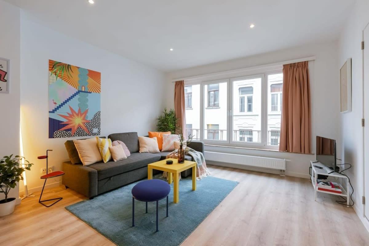 Colorful Pop Apartment In The Heart Of Antwerpen Ngoại thất bức ảnh