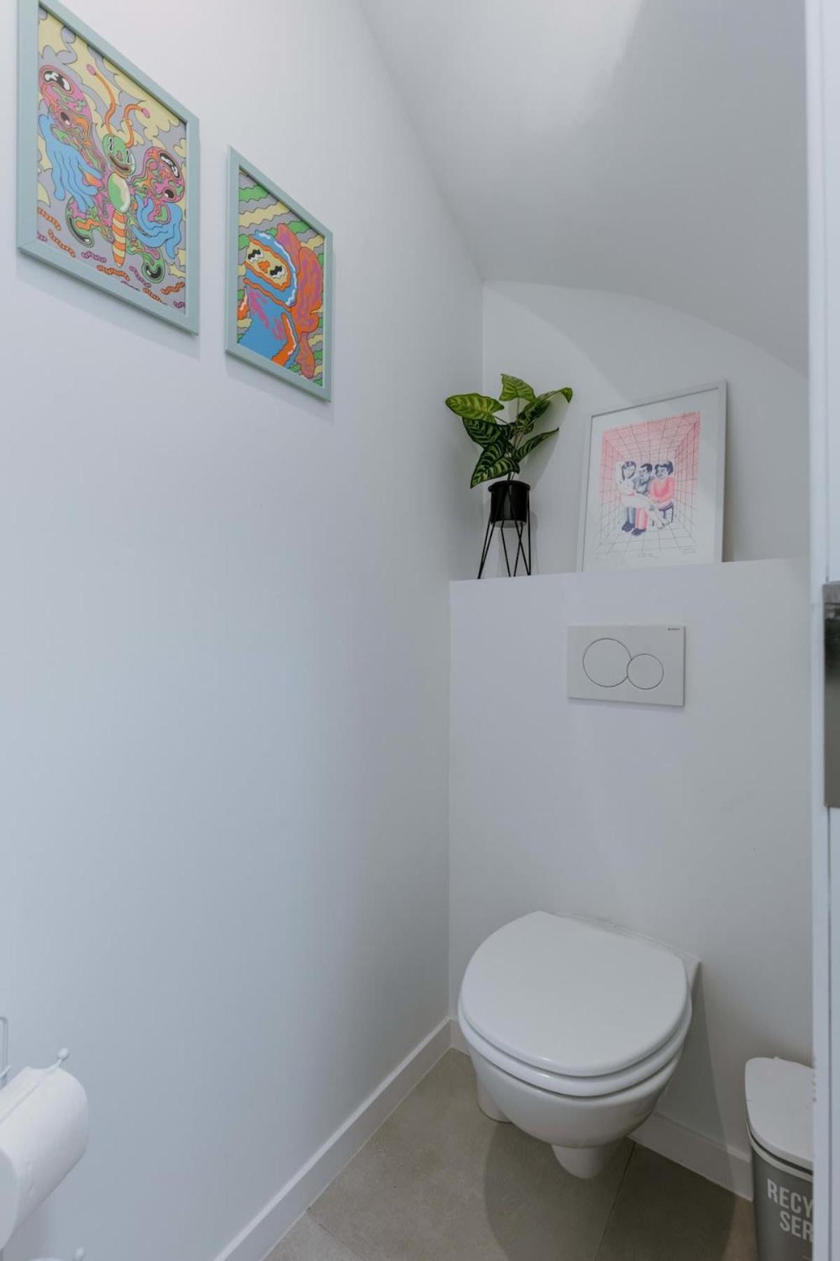 Colorful Pop Apartment In The Heart Of Antwerpen Ngoại thất bức ảnh