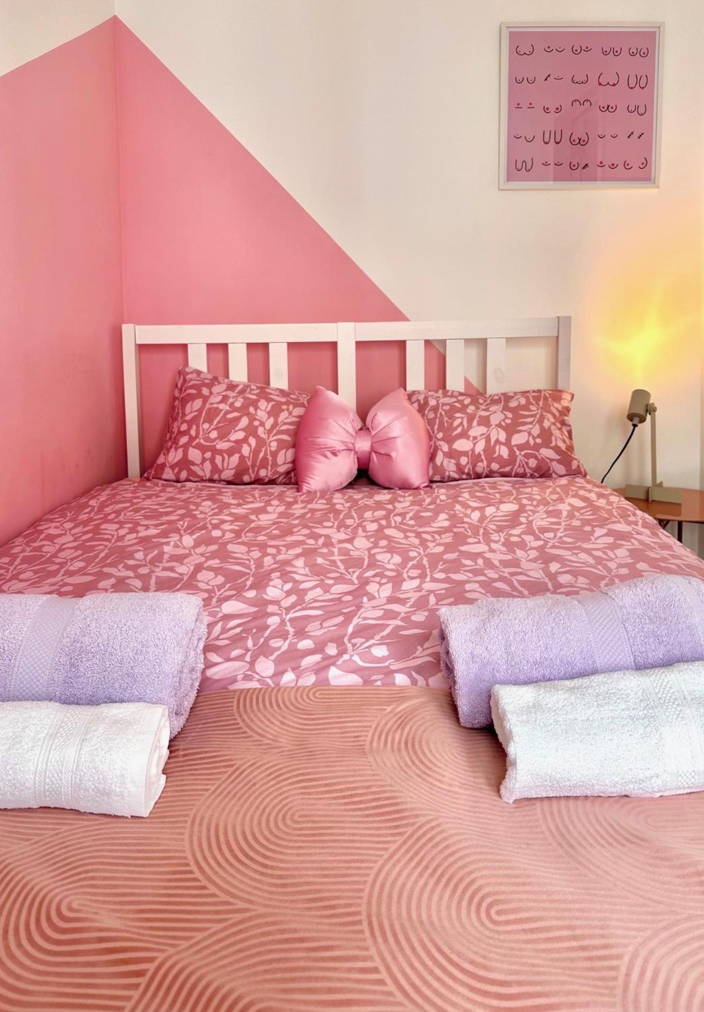 Colorful Pop Apartment In The Heart Of Antwerpen Ngoại thất bức ảnh